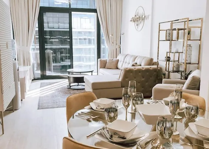 Egate - Dubai - 1 Bedroom 6Th Floor With Pool View- 17-625