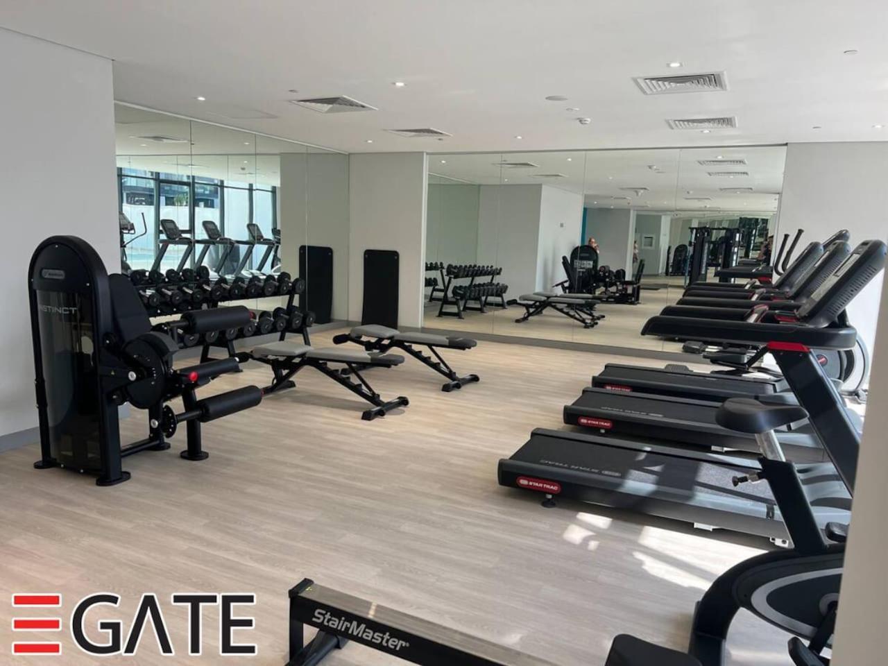Egate - - 1 Bedroom 6th Floor With Pool View- 17-625 Apartment