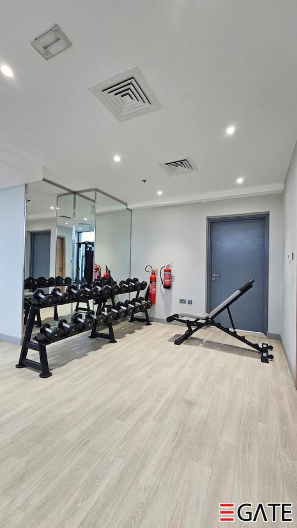Egate - - 1 Bedroom 6th Floor With Pool View- 17-625 Apartment