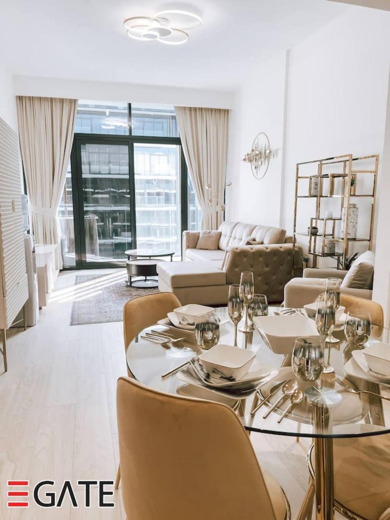 Egate - - 1 Bedroom 6th Floor With Pool View- 17-625 Dubai