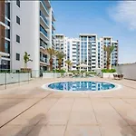 Egate - Dubai - 1 Bedroom 6Th Floor With Pool View- 17-625