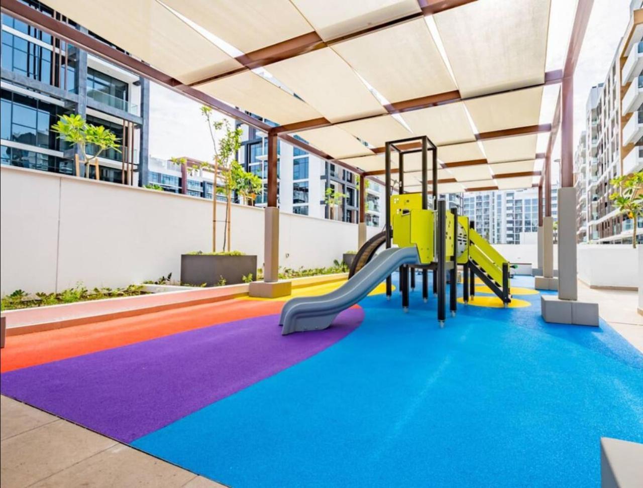 Egate - - 1 Bedroom 6th Floor With Pool View- 17-625 Apartment
